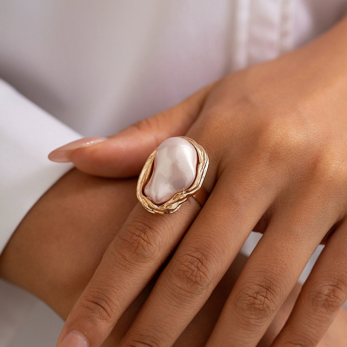 Dyana Baroque Pearl Collection - Ring Gold + Pink [U5HRN16J]