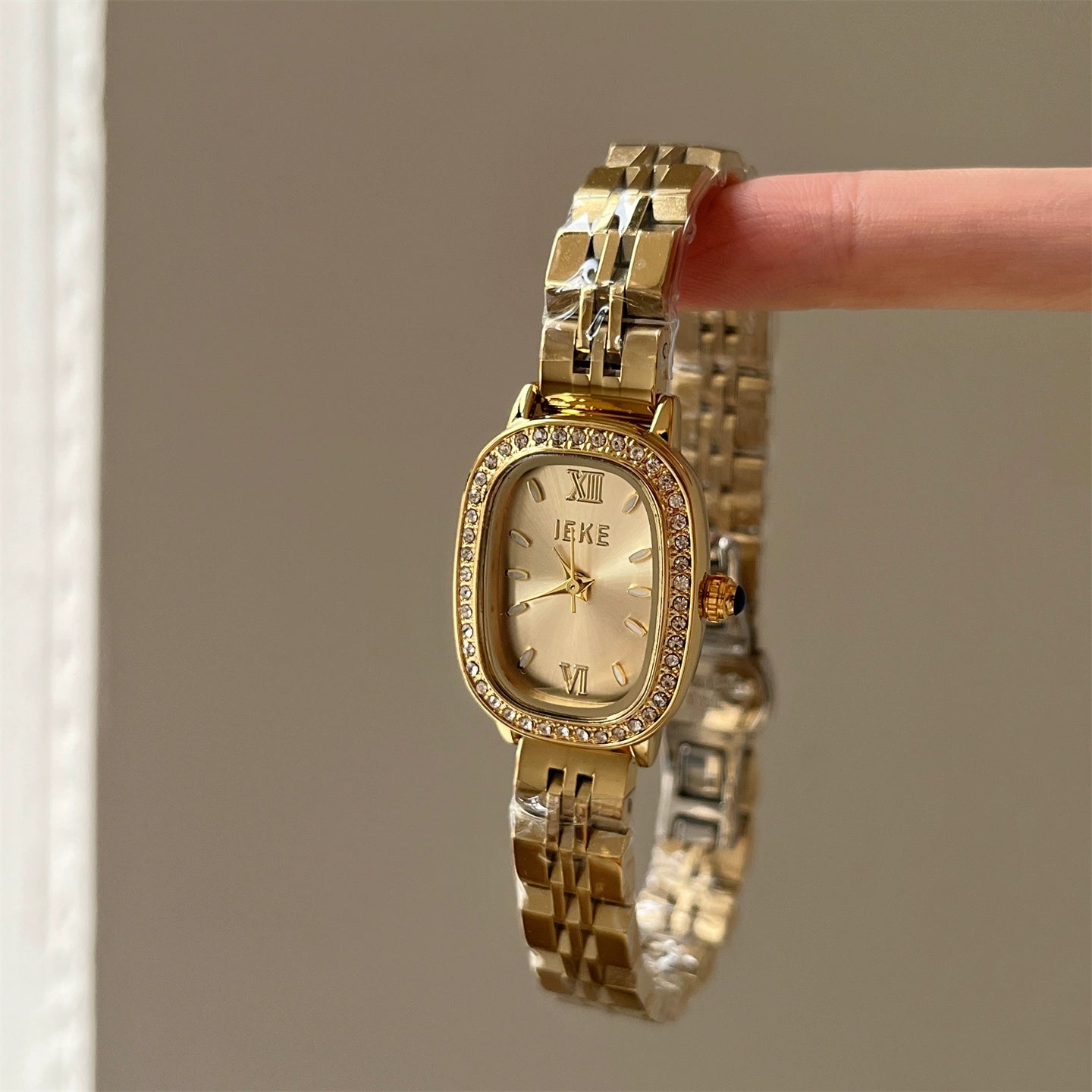 Tonya Crystal Wrist Watch - Gold Band Gold Dial [0C493HJS]