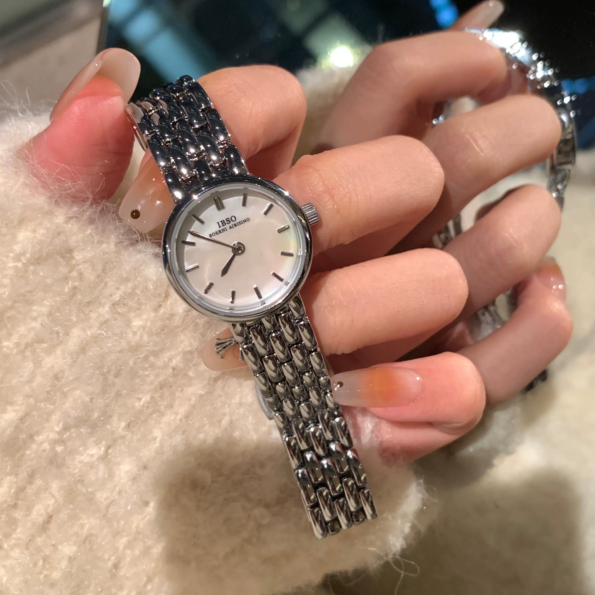 Anamarie Mother-of-Pearl Watch - Silver White (Includes Gift Box, Link Remover, Spare Battery)