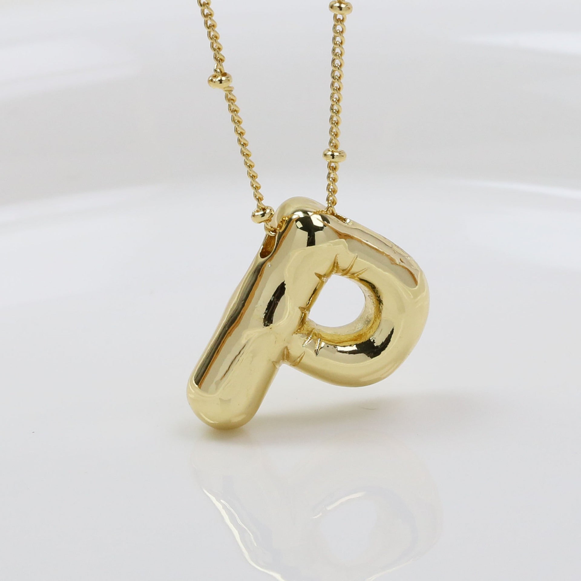Aberdeen Bubble Initial Necklace - P (Necklace) [APWYX76X]