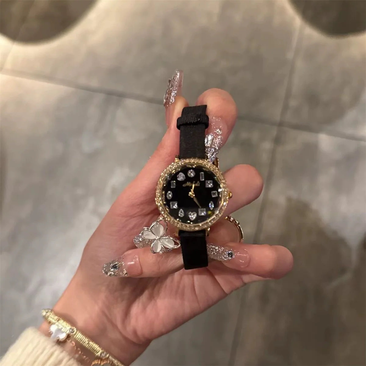 Amariya Obsidian & Gold Watch - Black Gold Round