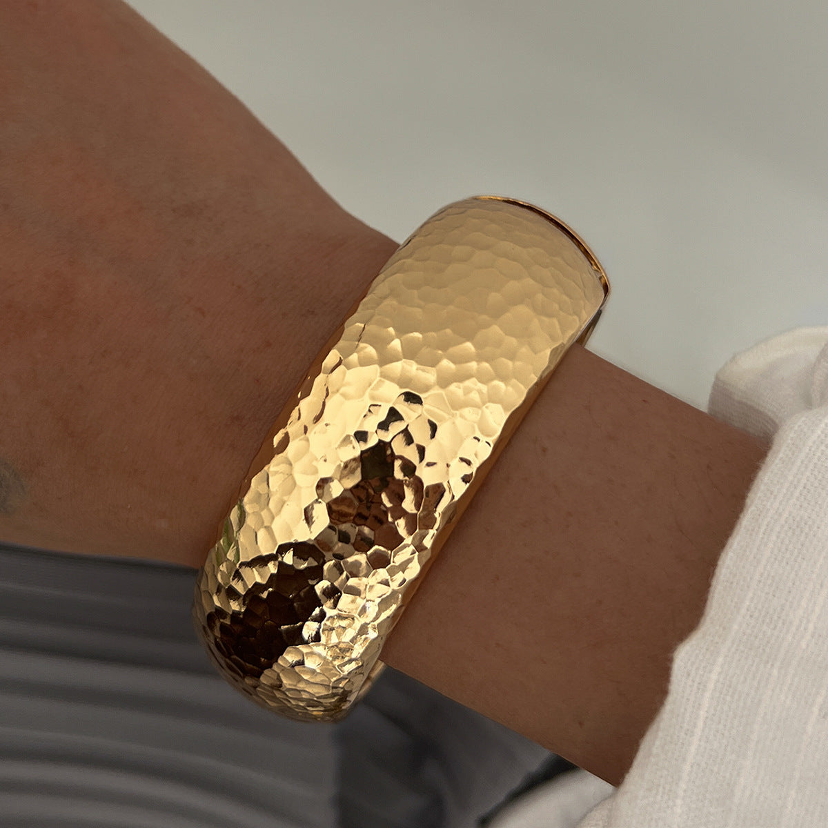 Marleigh Sculptural Cuff Bracelet - Style 3 [8VWZ6L9P]
