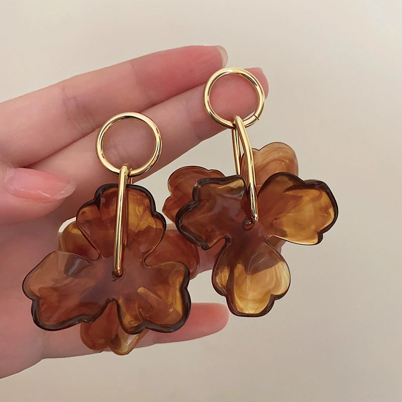 Chasity Resin Bloom Earrings - Coffee Resin Flower [NPJT0SW4]