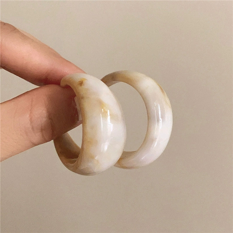 Danni Round Statement Earrings - Off-White [DP0PS5TR]