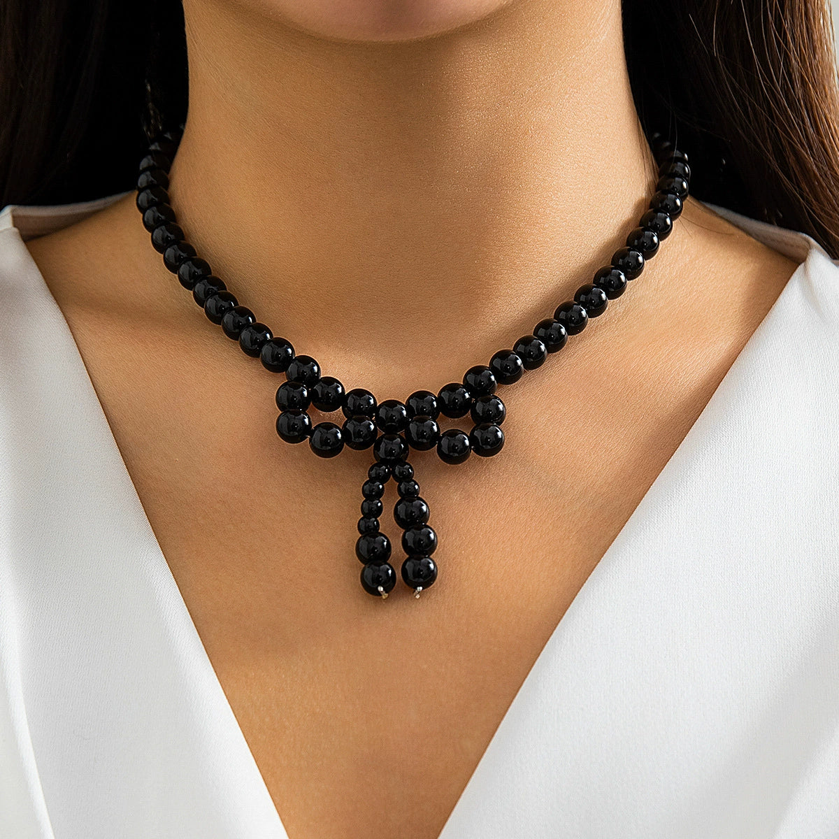 Renesmae Pearl Bow Choker - Silver-tone Black Pearl [EE9MF19K]