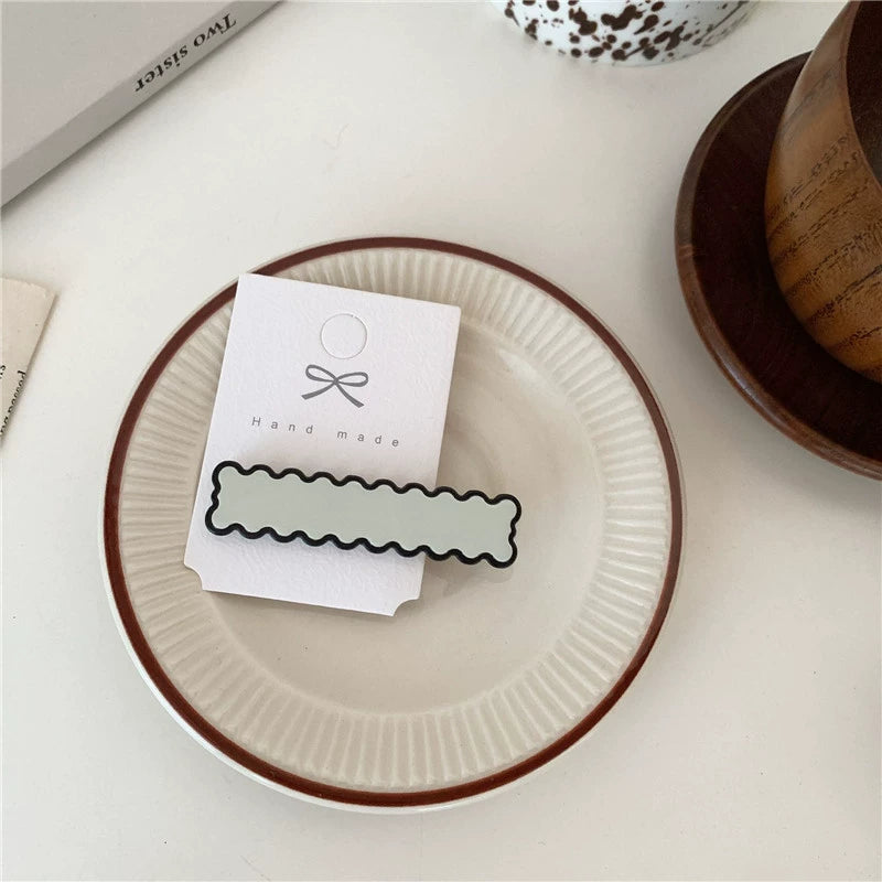 Jenny Checkerboard Hair Clip - Thick Long Wavy Edge White [8H3P70E7]