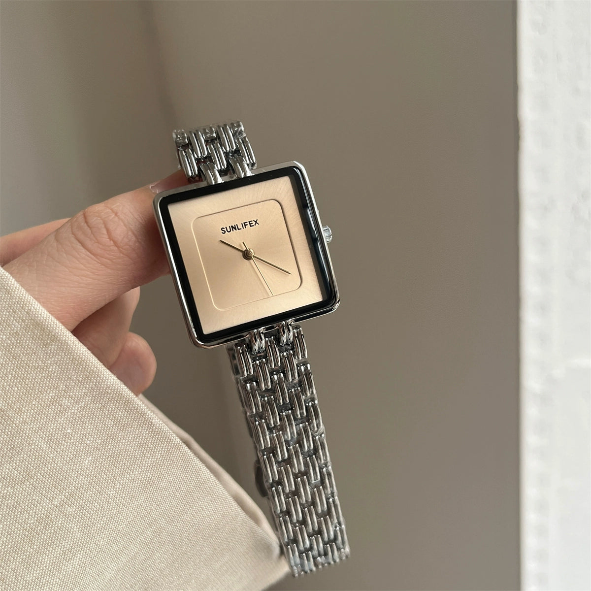 Cerenity Square Link Watch - Silver Band Apricot Face [XQGAUAFH]