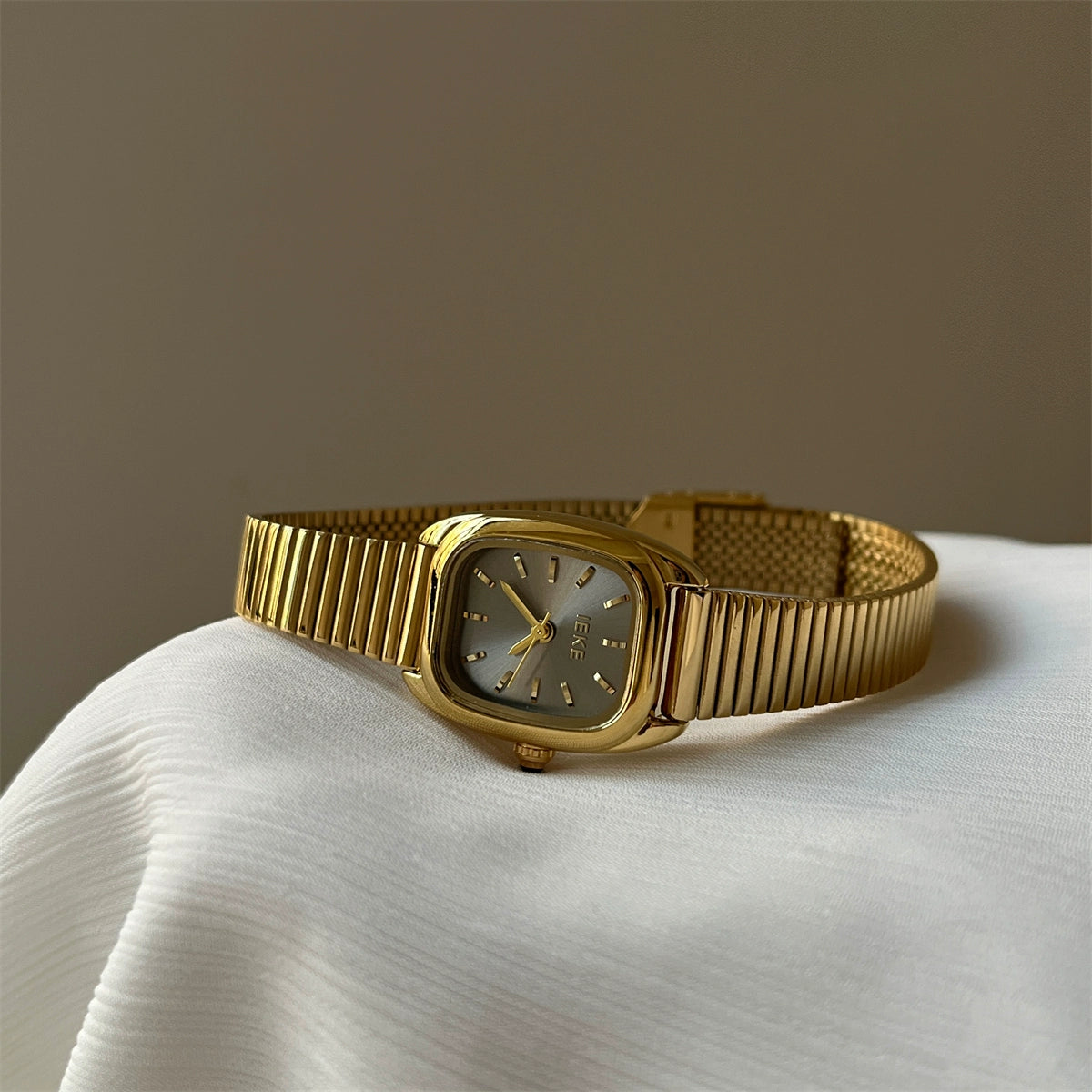 Prudence Elegant Bracelet Watch - IEKE88294 Chubby Gold/Gray [SVIRGV99]