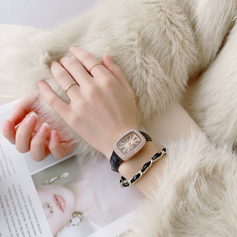 Santana Oval Rhinestone Watch - Black [ISCLUDKJ]
