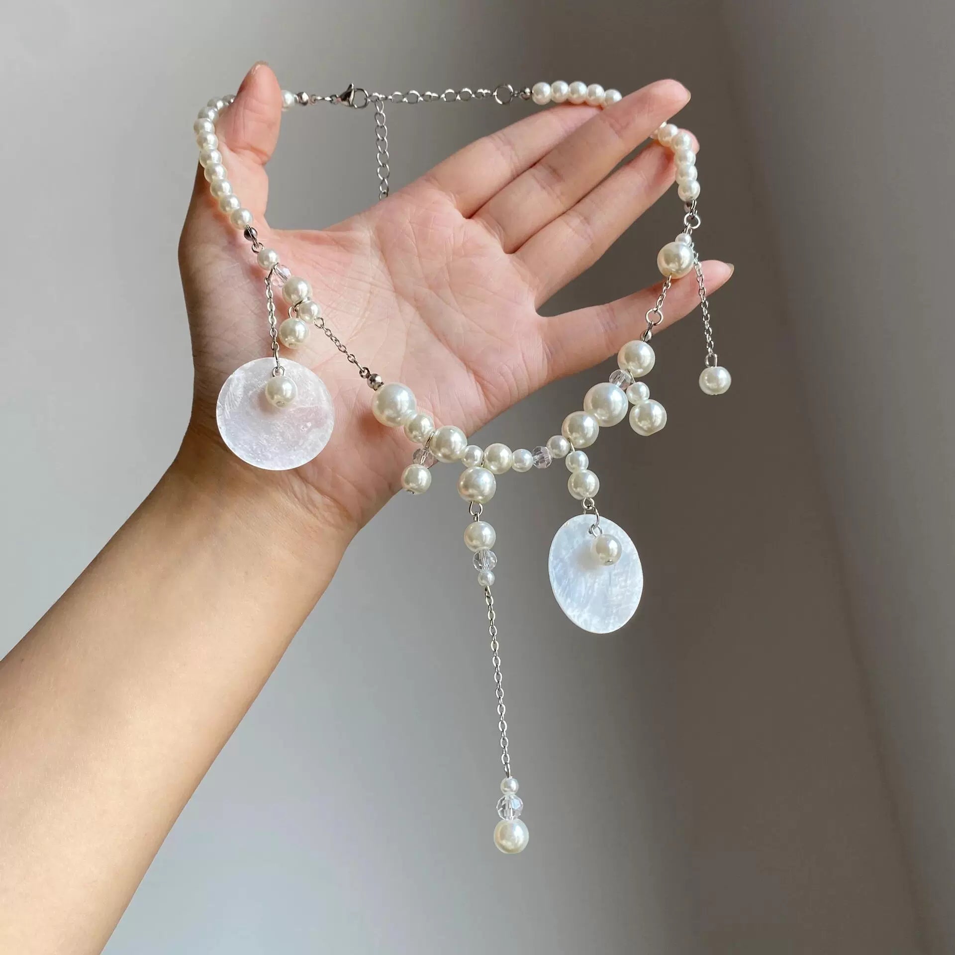 Eloisa Shell Pearl Tassel Necklace - Natural Round Shell Pearl Tassel Necklace [5VQIPOD4]