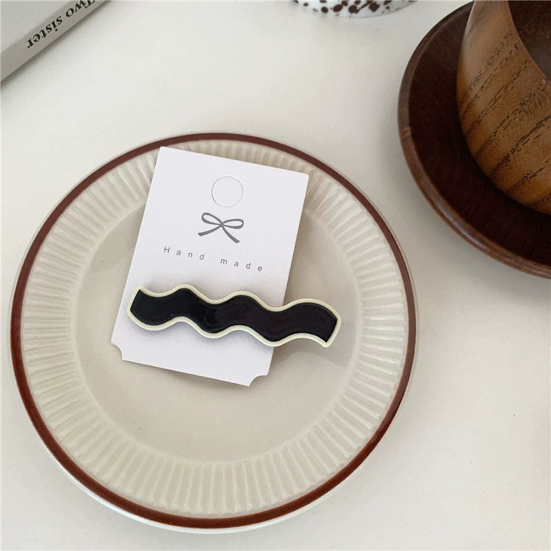 Jenny Checkerboard Hair Clip - Wavy Black [E6SVBCI1]