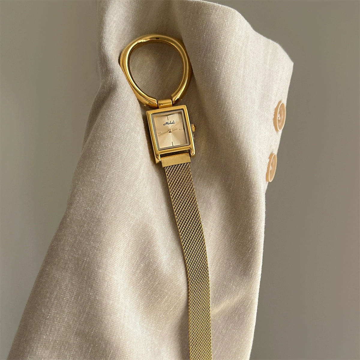 Nyasia Magnetic Mesh Watch - Gold [22CLNQM7]