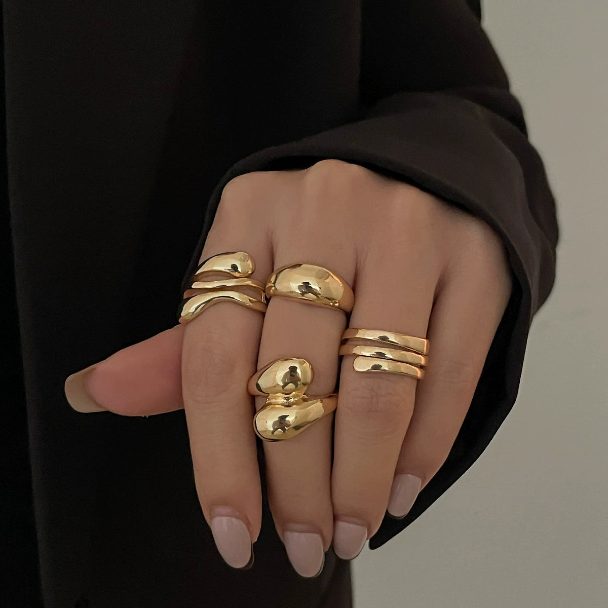 Nya Glossy Wave Jewelry - Light Gold Wave Ring [ZOT3N4OX]