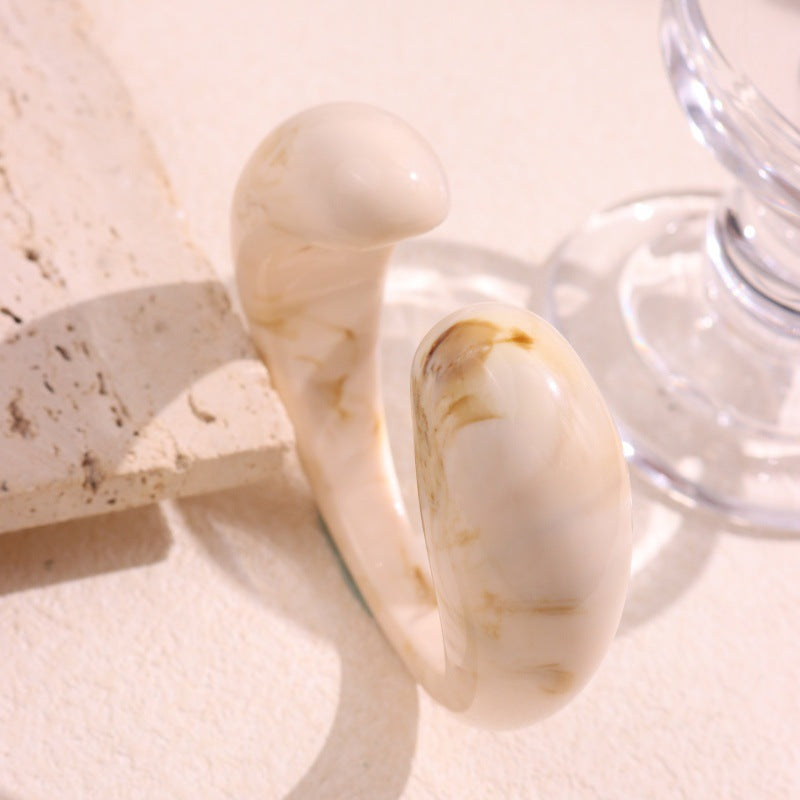 Everlee Abstract Resin Cuff - Style A [1BKHDGN0]