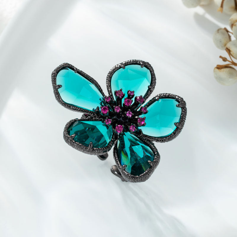 Aurie Crystal Bloom Ring - R04330C154 [H1KEDO4R]