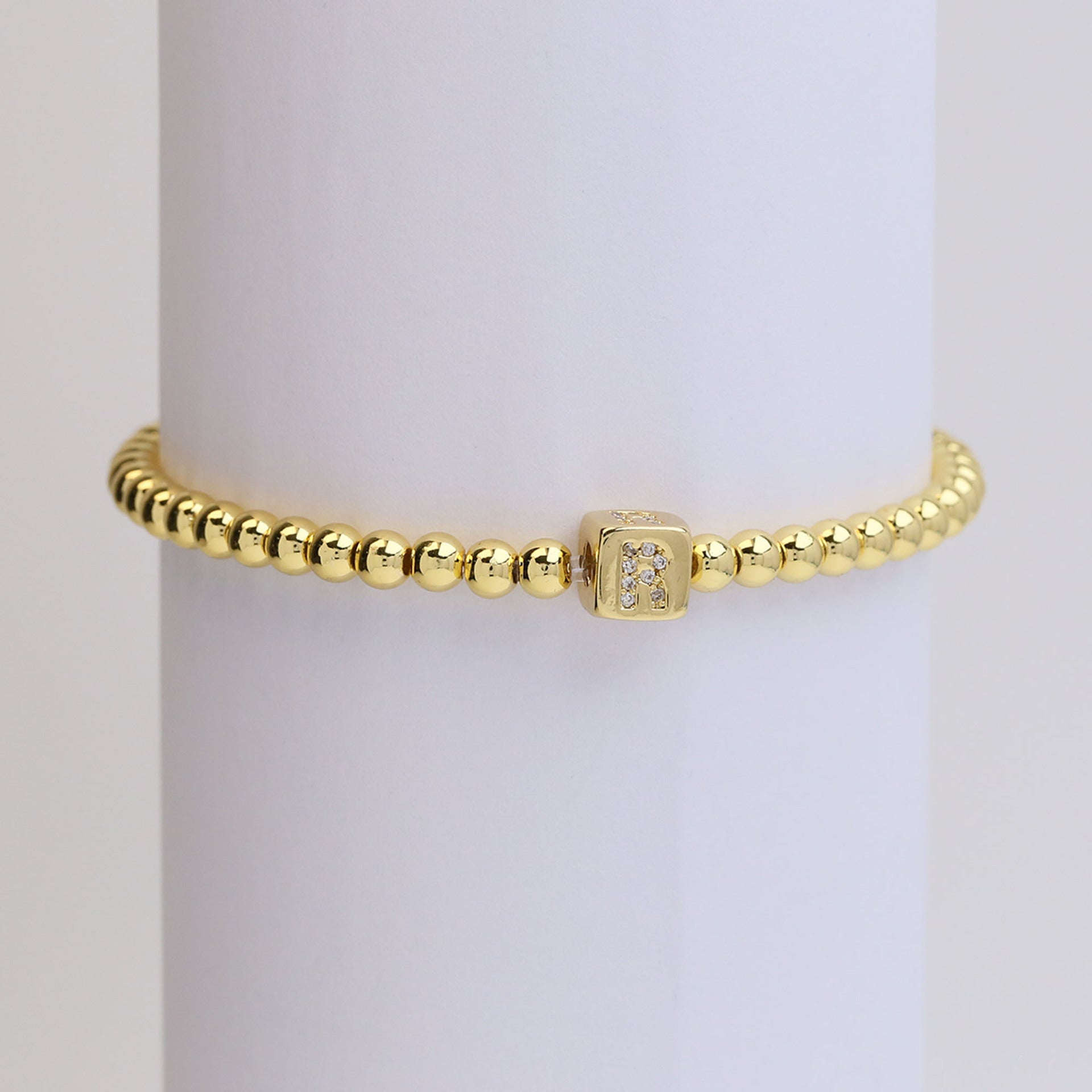 Layana Initial Cube Bracelet - R [VSY3TAZU]