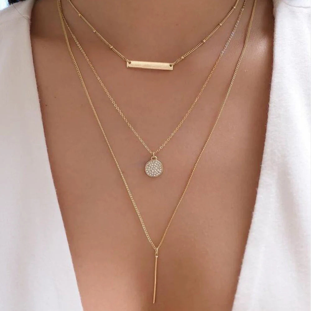 Jaqueline Multilayer Moon Pendant Necklace - CS8898-30