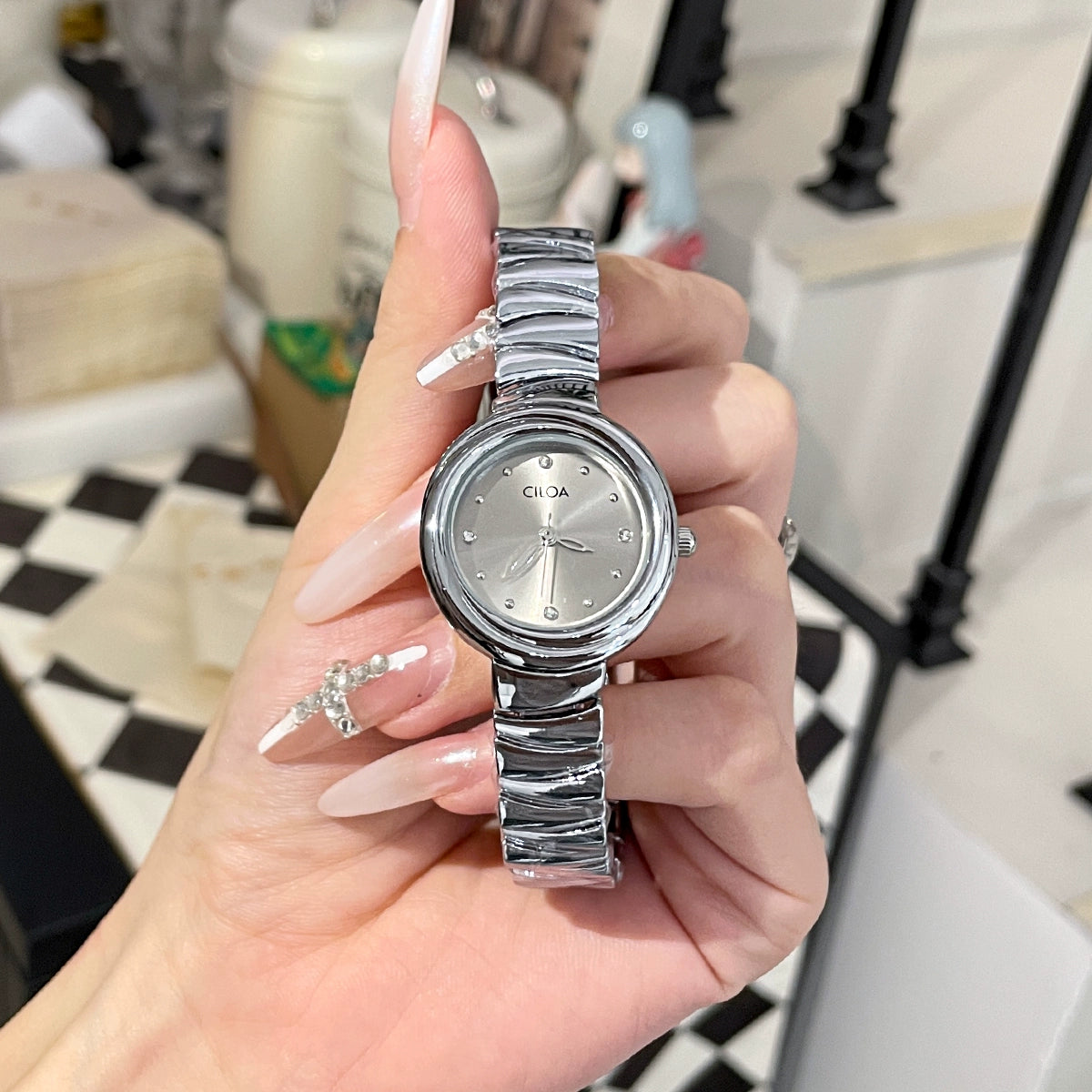 Vanesa Elegant Stainless Watch - Silver-Gray