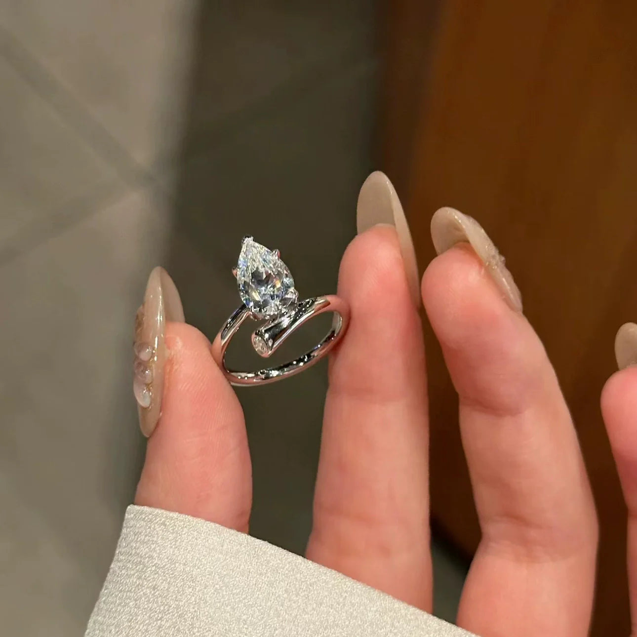 Wrigley Sparkling Waterdrop Ring - Waterdrop Ring