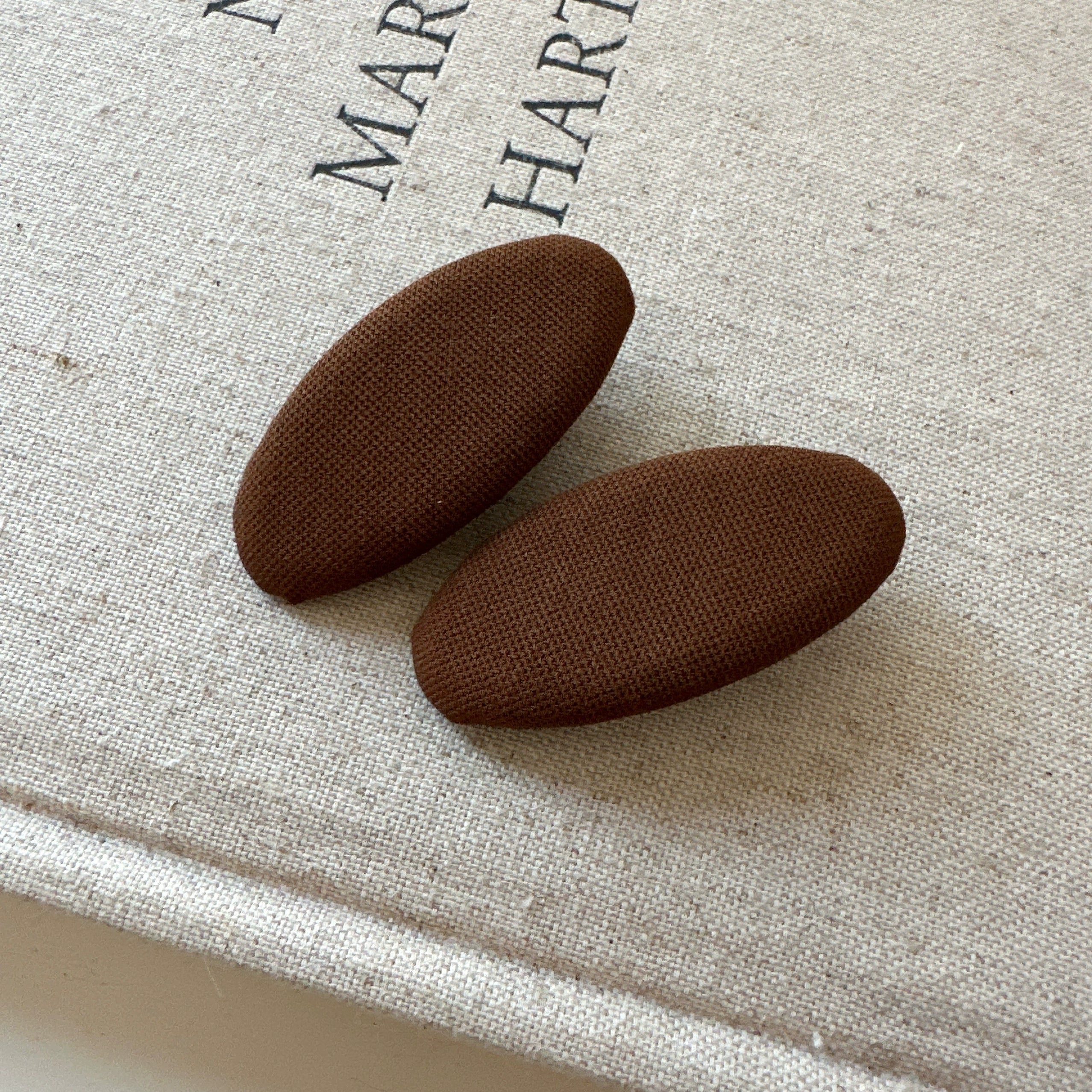 Yelitza Minimalist Fabric Hair Clip - Coffee Oval (Pair) [12BDX10B]