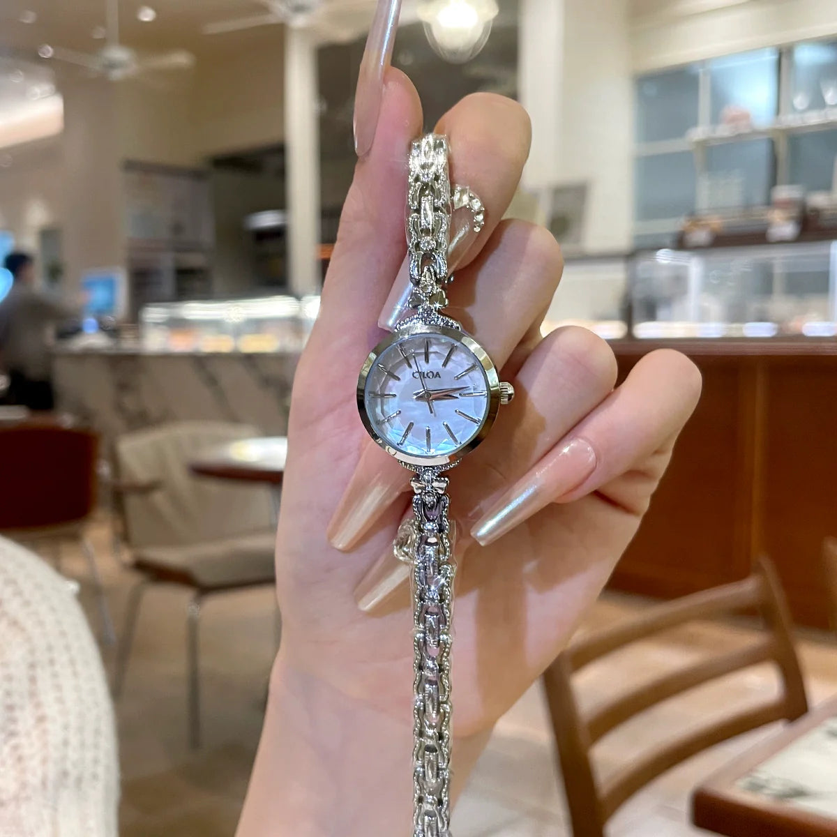 Delany Minimalist Quartz Watch - Silver
