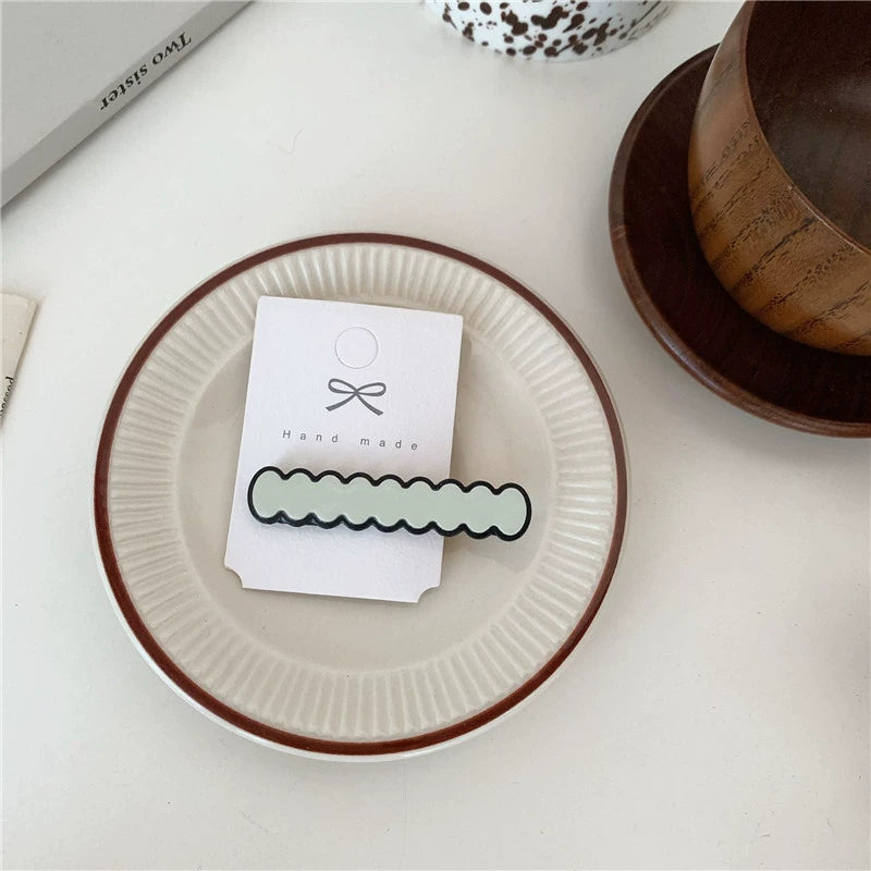 Jenny Checkerboard Hair Clip - Thin Long Wavy White [8LXW2Z1S]