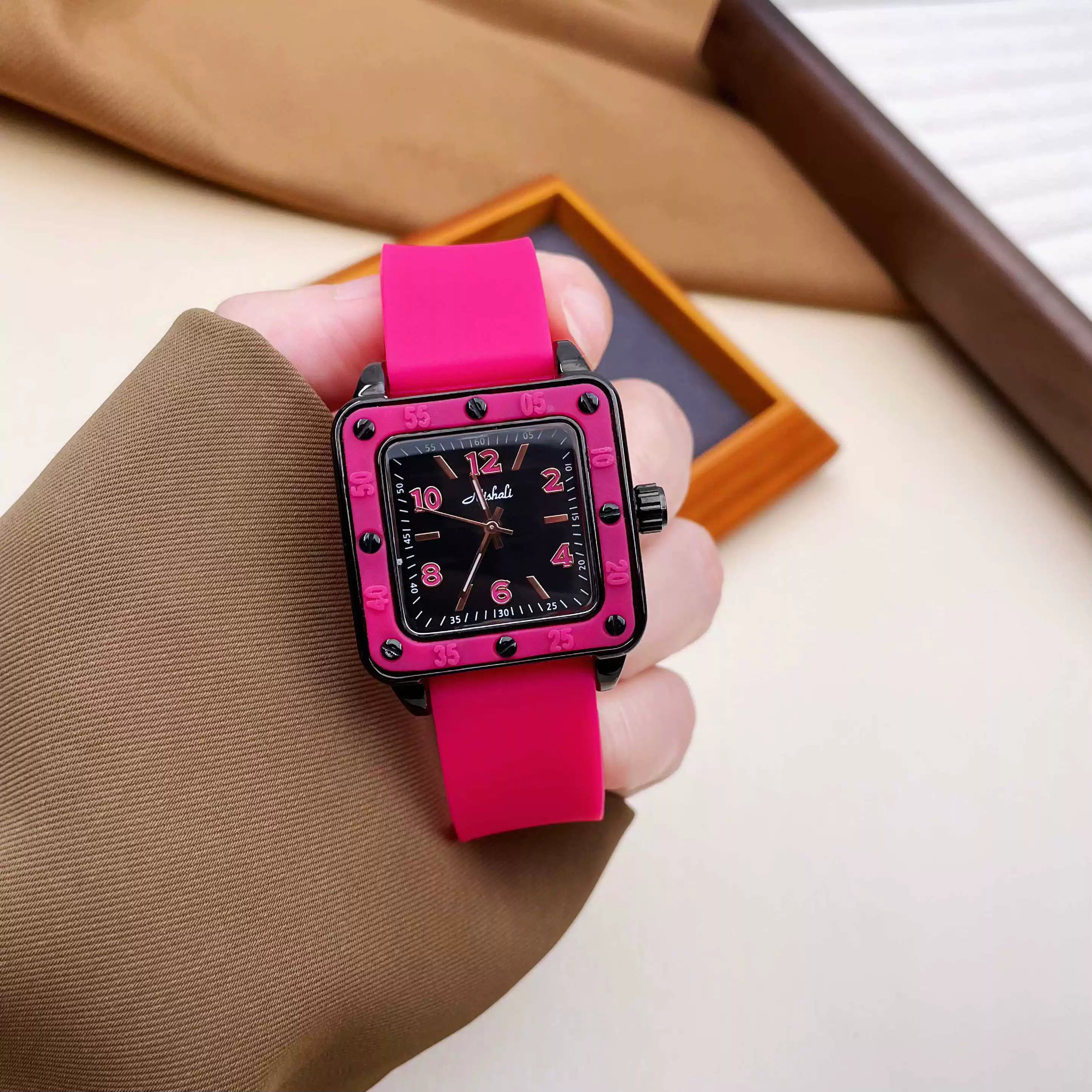 Amazing Silicone Square Watch - Rose Red
