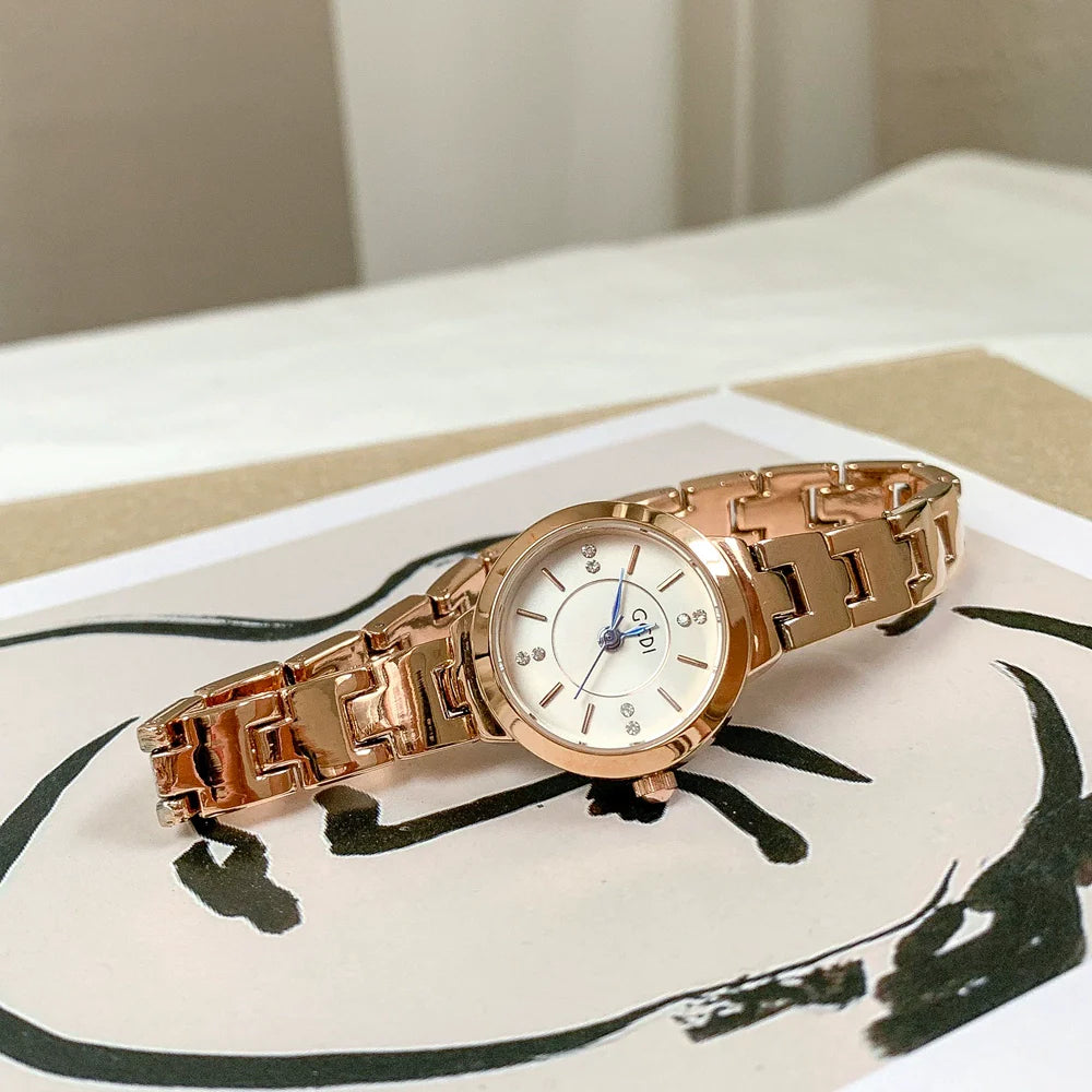 Simran Elegant Bracelet Watch - Light Luxury Gold