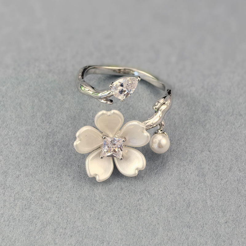 Chaya Pearl Blossom Ring - Style 1 [TWCESCIY]