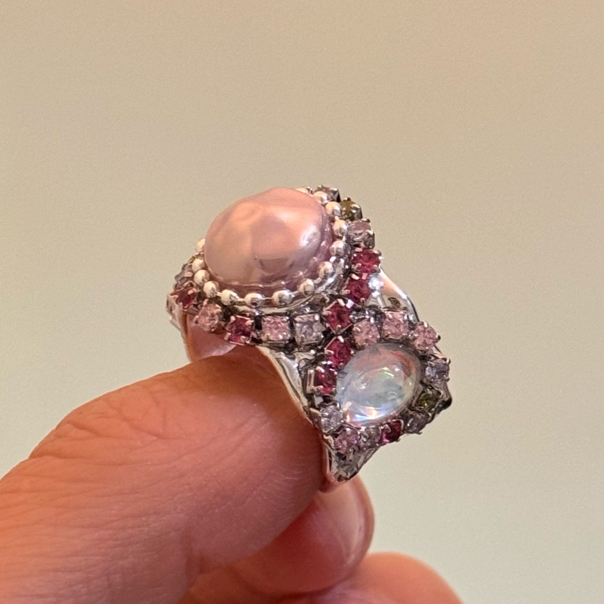 Dynasti Silver Gemstone Open Ring - Two Clear Stone & One Pearl [CFLVUMWS]