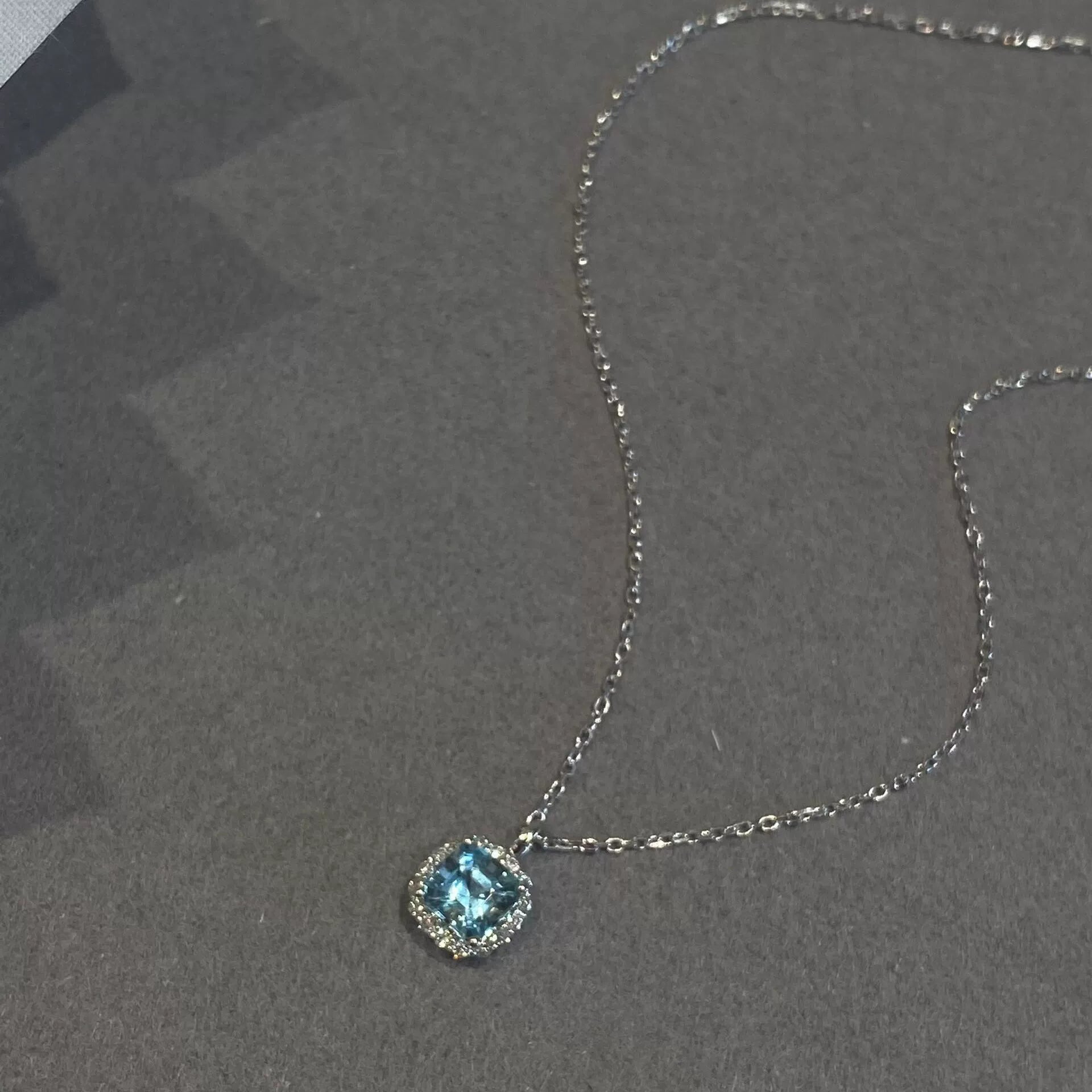 Takiyah Ocean Blue Star Necklace - Small Sugar Bean Ocean Blue Necklace