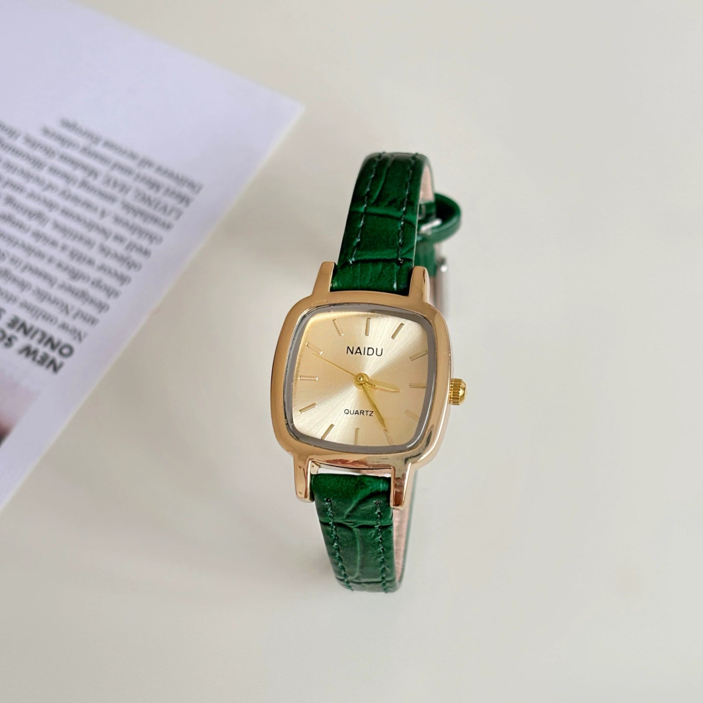 Carly Retro Mesh Watch - Green Band Gold Frame Gold Dial [SZTD5S17]