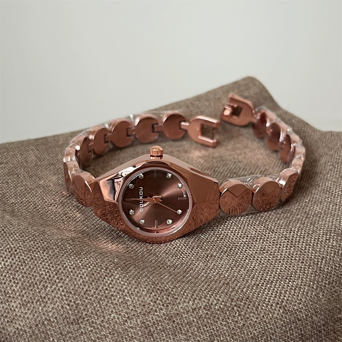 Sabella Vintage Bracelet Watch - Coffee [82WWDOSJ]