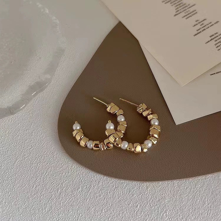 Amada Irregular Metal Earrings - Gold Pearl Metal Half-Circle (Silver Pin)