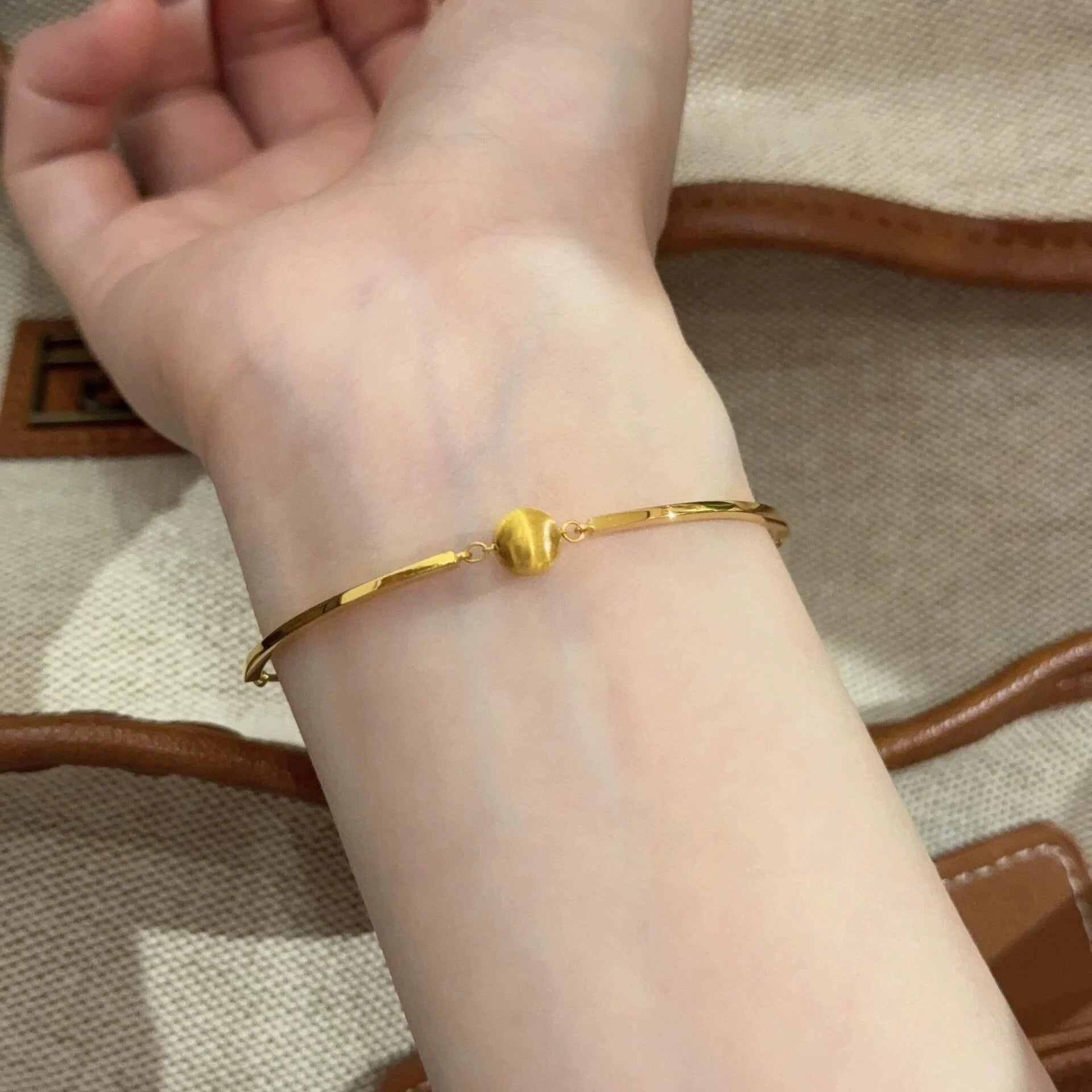 Kaytlyn Starry Sand Gold Cuff - Cat's Eye Sand Gold Bracelet