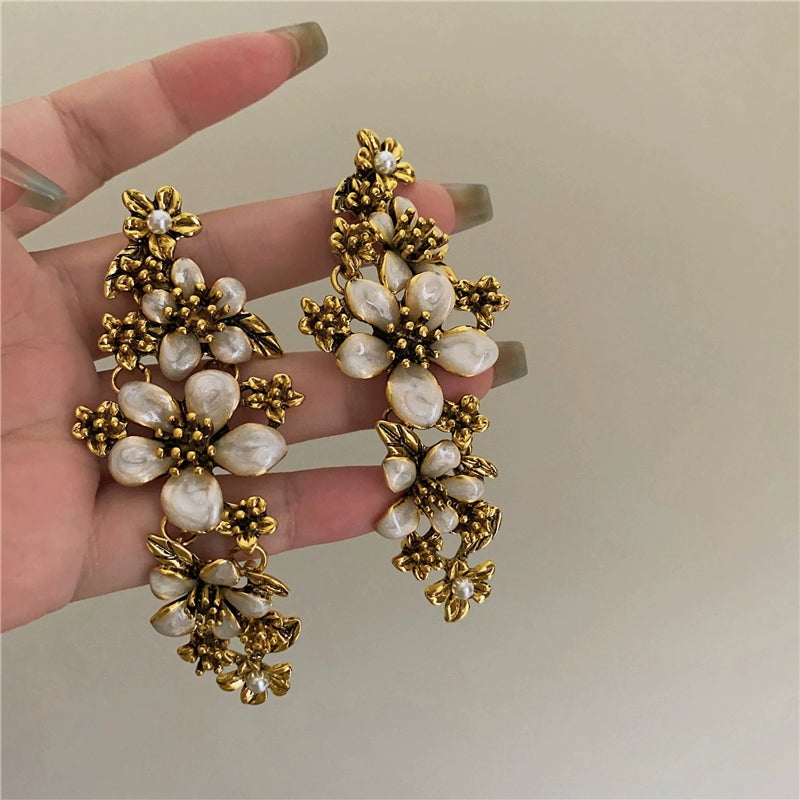 Cara Floral Drop Earrings - Antique Gold Floral Silver Needle [XC9JC8AY]