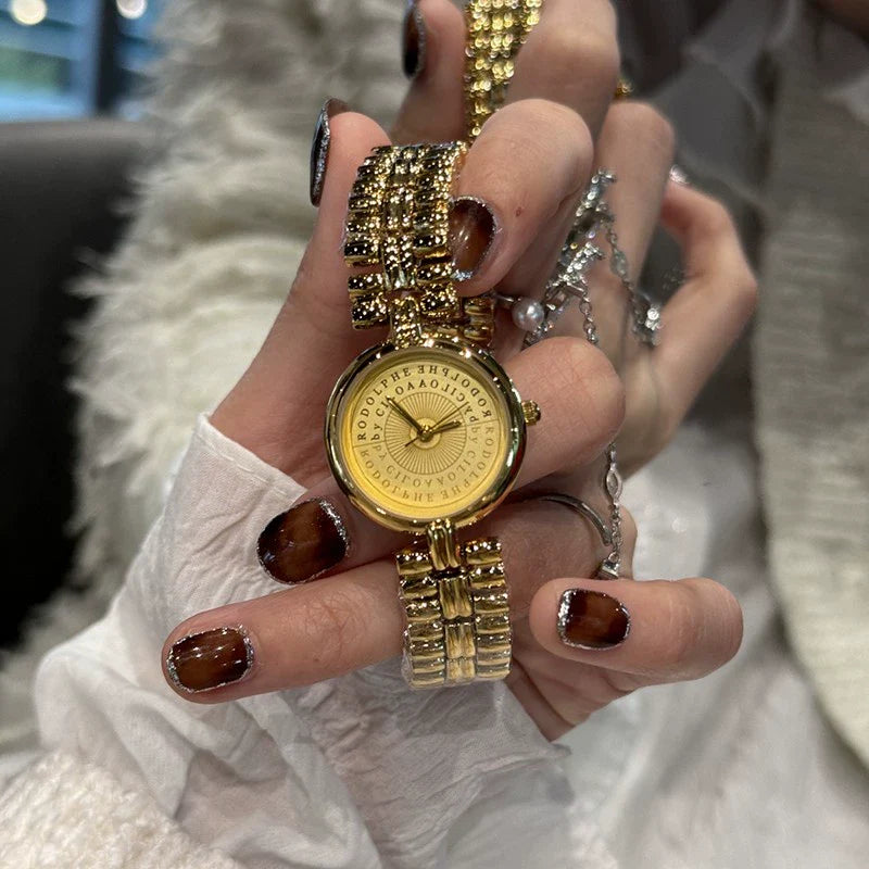 Patricia Vintage Square Watch - Vintage Gold