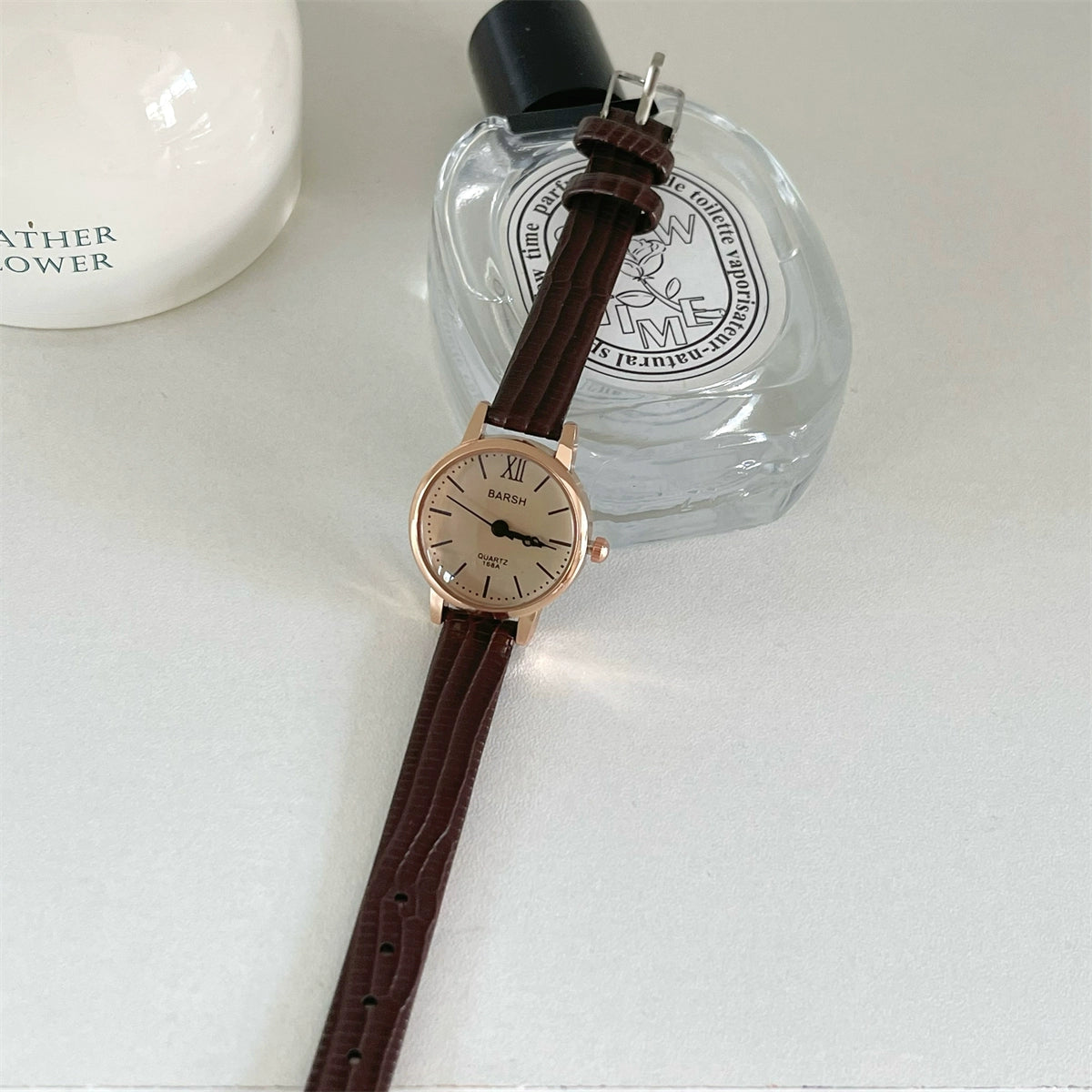 Everette Retro Leather Watch - Coffee Strap [MPV6QZOM]