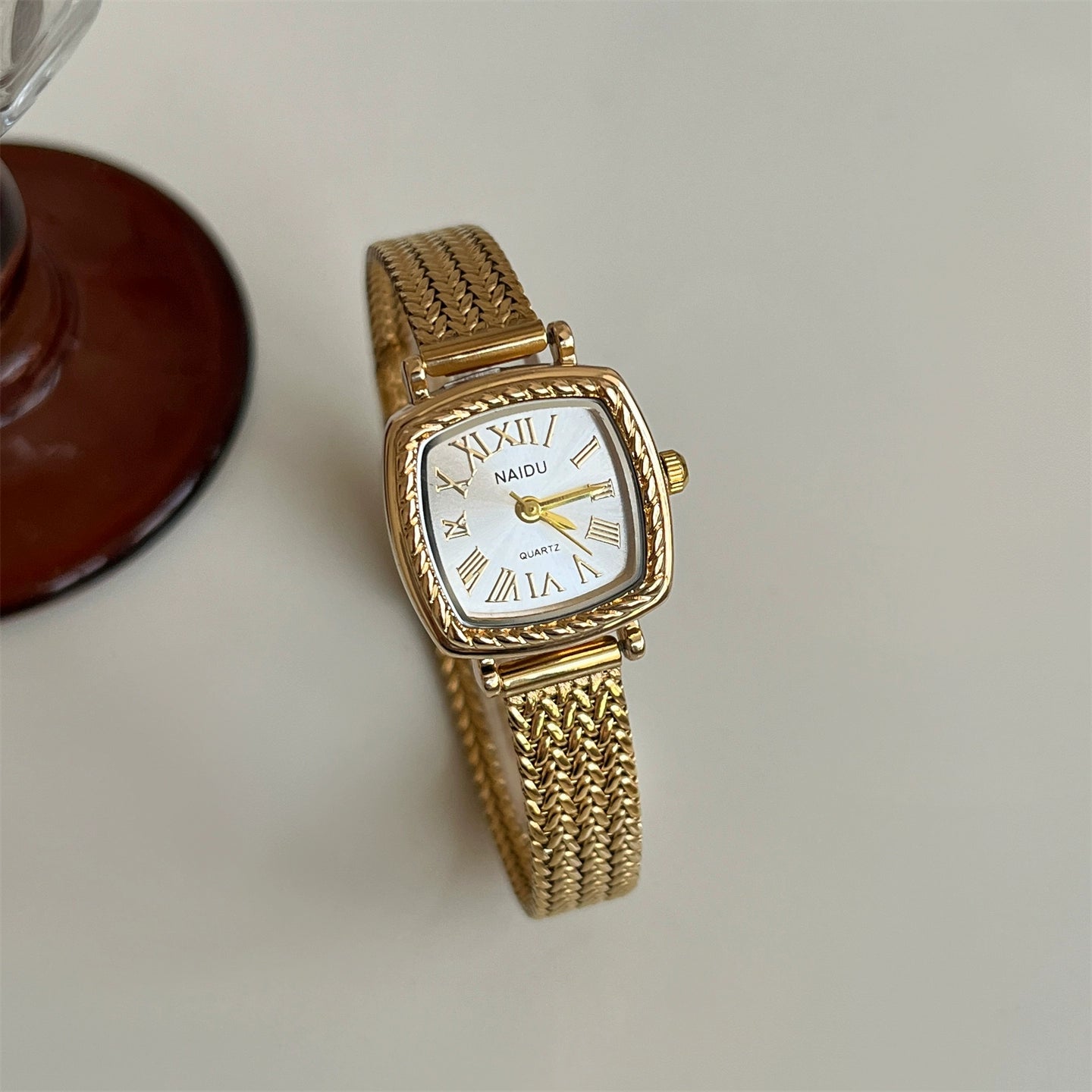 Jaide Vintage Wheat Watch - Gold Band White Face [09MKWIJO]