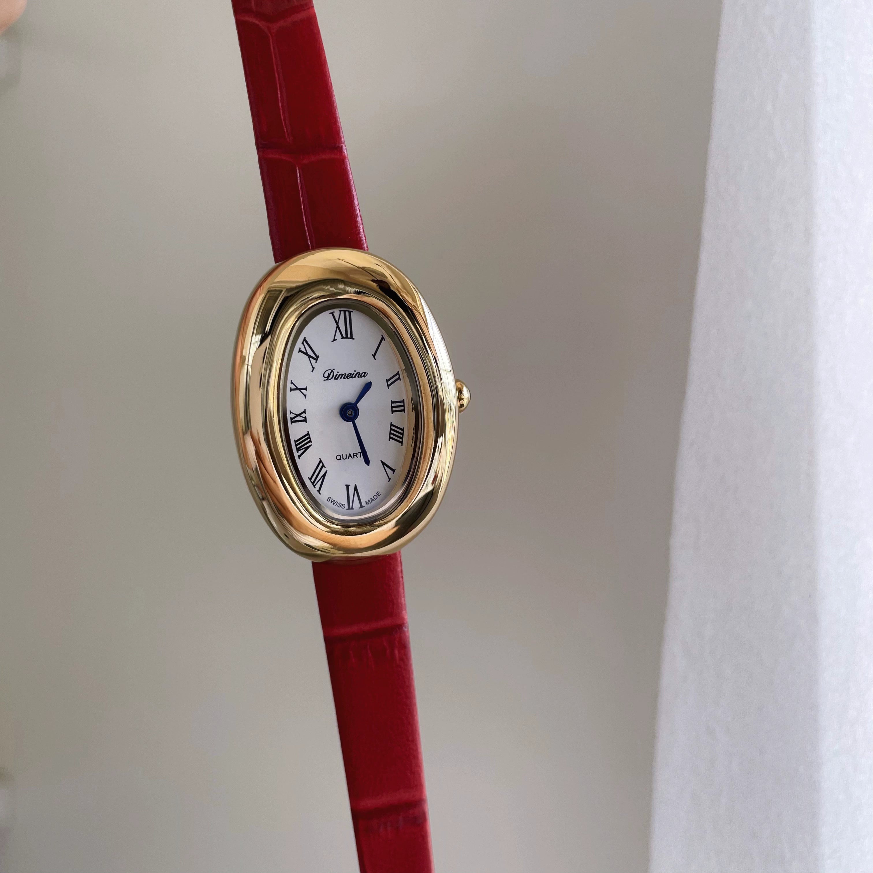 Hinda Vintage Oval Watch - Gold Case Red Strap [X3ZGM7SQ]