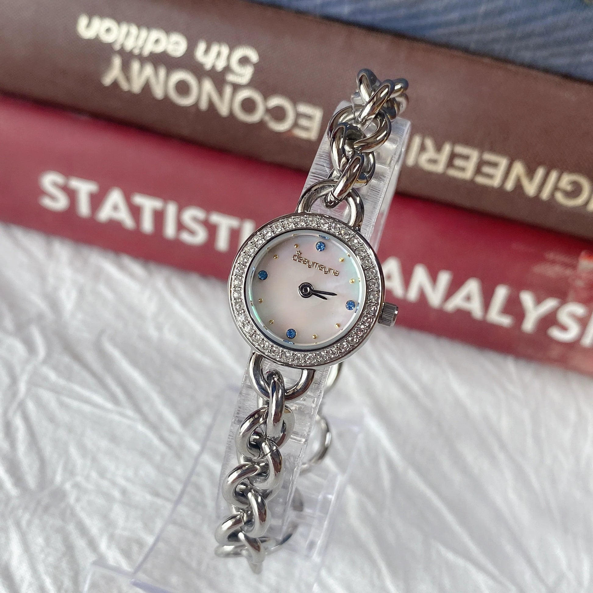 Jayda Dainty Shell Dial Watch - Silver