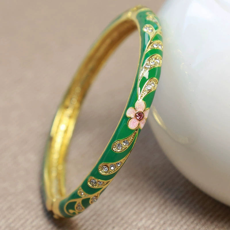 Angelique Floral Enamel Bangle - Green [FPW6MN1C]
