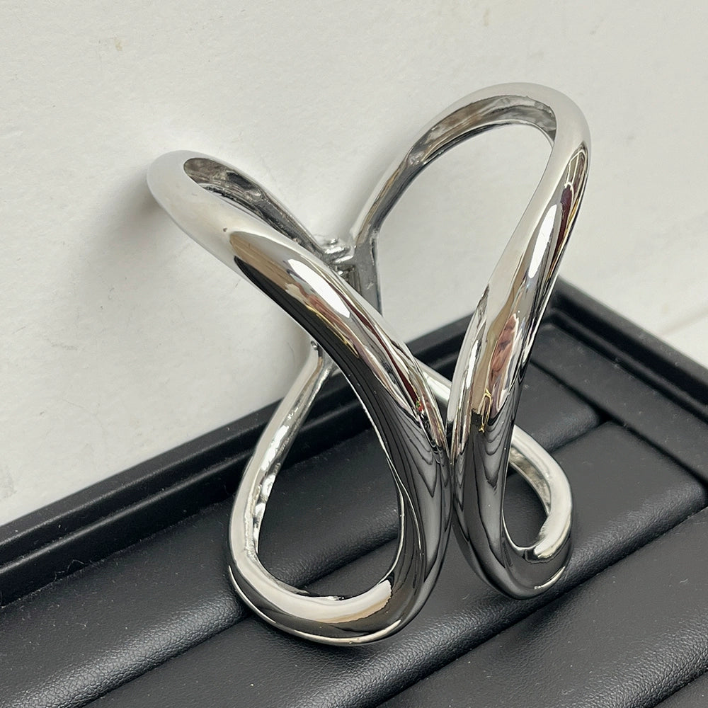 Tyanna Double C Cuff Bracelet - Silver Bracelet [HQT7CN8S]