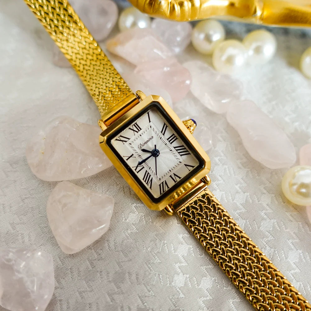 Zoha Roman Numeral Square Watch - Gold Mesh Strap