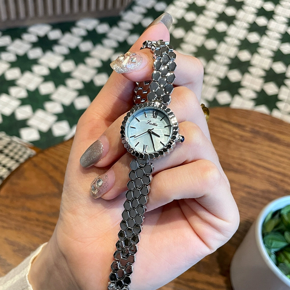 Chelsea Elegant Steel Watch - Silver