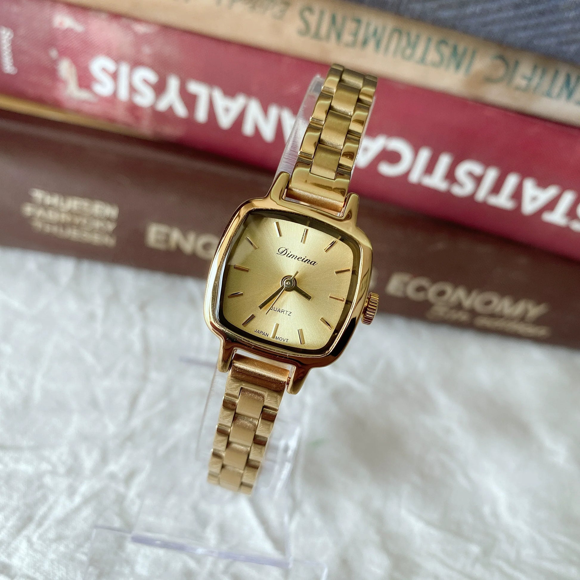 Yatziry Vintage Gold Tone Watch - Gold with Gold Steel Strap