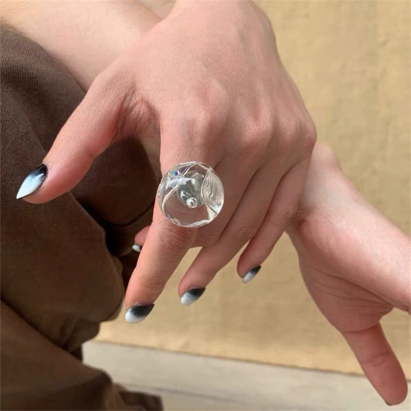 Arabelle Clear Resin Rings - Clear Horseshoe Flower Ring [BFY68SX7]