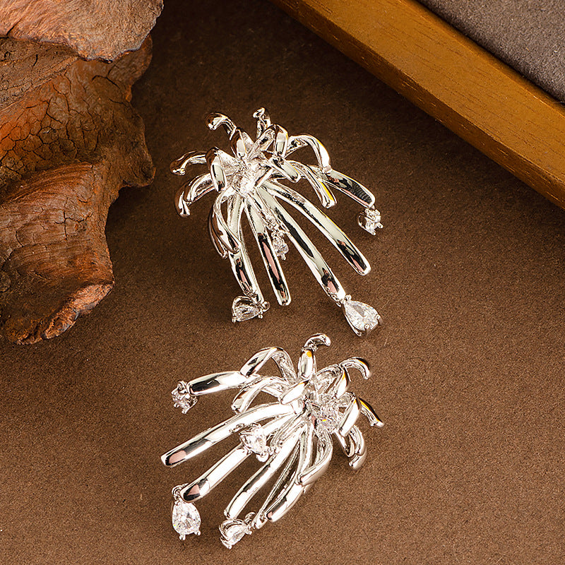 Etty Crystal Bloom Tassel Earrings - Silver [8PGYGR7A]