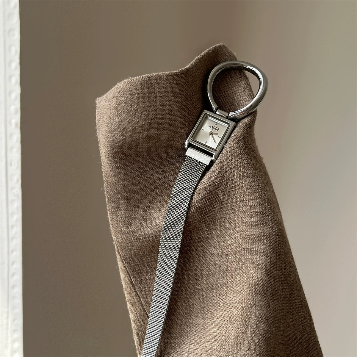 Nyasia Magnetic Mesh Watch - Silver [CZHPGQI4]