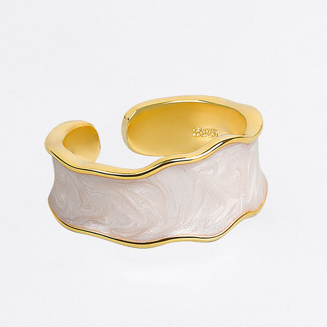 Shaniah Zircon Sterling Ring - Black+Resizable